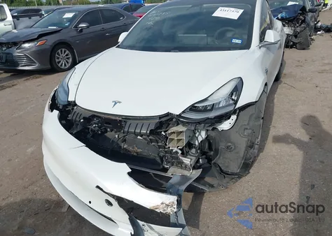 2020 Tesla Model 3 Standard Range Plus Rear-Wheel Drive/Standard Range Rear-Wheel Drive из США, поврежденный, VIN 5YJ3E1EA9LF632734